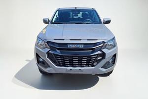 ISUZU D MAX 2.2 CREW 2.2 L TD 4WD MT EVOLUTION C