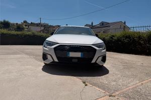 AUDI A3 IDENTITY BLACK