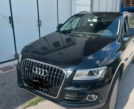 Audi Q5 quattro 2.0 tdi 150 Cv