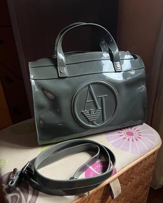 Borsa Armani grigia