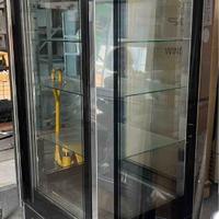 Frigorifero Cristal Tower 725 nera 4 vetri usato