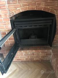 Camino a pellet marca Edilkamin inserto 10kw