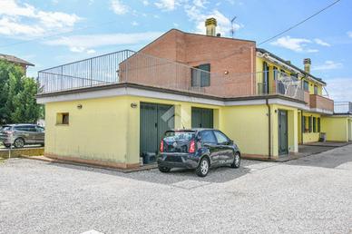 4 LOCALI A POGGIO RENATICO