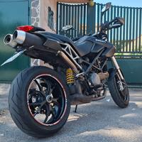 Ducati hypermotard 796 trattabile e perfetta