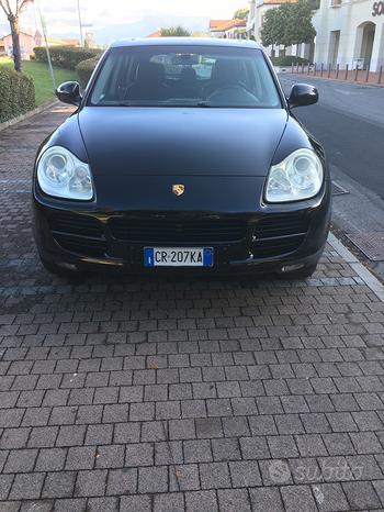Porsche cayenne prima serie