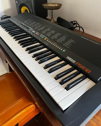 Tastiera Yamaha PSR-18 vintage perfetta