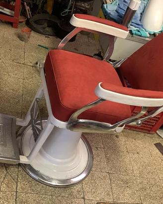 Sedia da barbiere vintage