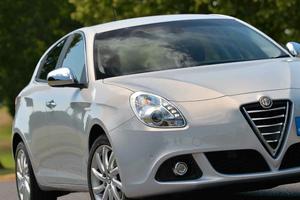 ALFA ROMEO GIULIETTA ANNO 2015