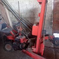 elevatore caricatore muletto balloni