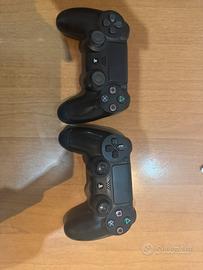 2 controller ps4 da sistemare
