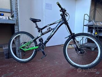 MTB da downhill Lapierre Froggy 318