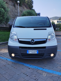 Opel vivaro 2.0 CDTI