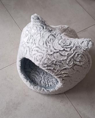 Cuccia di peluche chiusa