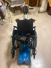 Sedia a rotelle elettrica