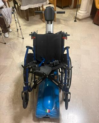 Sedia a rotelle elettrica