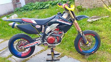 Honda 450 supermotard pista