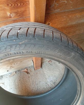 GOMMA PNEUMATICO bridgestone 275/40/20 106y