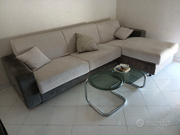 Divano letto con chaise longue