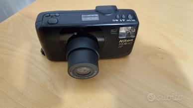 Fotocamera Nikon Zoom 310AF analogica