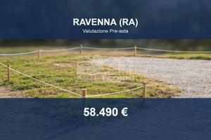 Immobile in asta di 700 m² a Ravenna