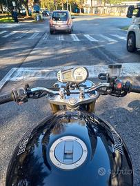 Triumph speed triple