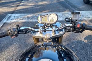 Triumph speed triple