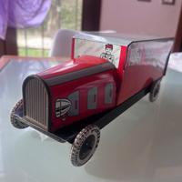 Camioncino di latta Lazzaroni