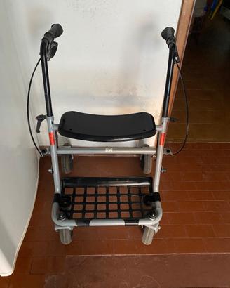 Ausilio carretto X anziani