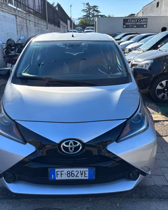 Toyota Aygo 1.0 VVT-i 69 CV 5 porte x-cool