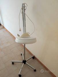 lampada per estetista 
