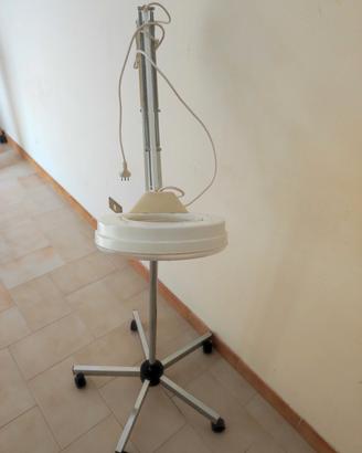 lampada per estetista 