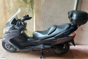Suzuki Burgman 400