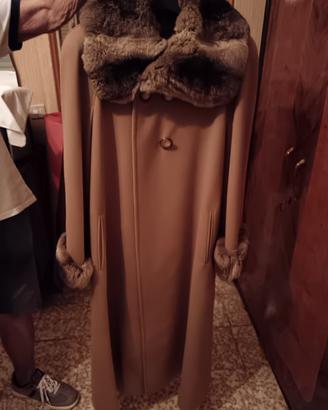 cappotto cashmere con pelliccia