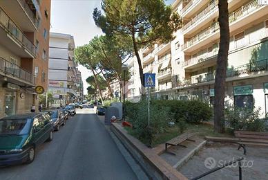 5 LOCALI A NAPOLI