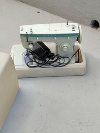 Macchina per cucire elettrica Singer