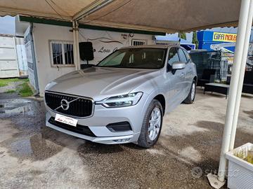 VOLVO XC60 B4 (d) AWD Geartronic Business MHEV