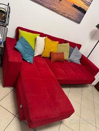 Divano per comode serate di relax .