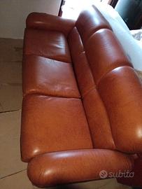 divano letto in pelle