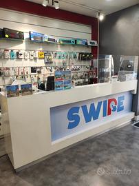 Arredamento negozio smarrphone