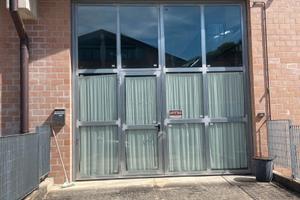 Capannone per attività artigianale-commerciale