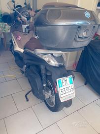 scooter Beverly 300 ie  unico proprietario