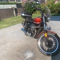 Moto Guzzi V9 - 2017