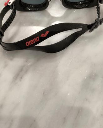 occhiali da nuoto donna Marca arena 