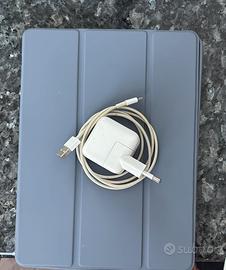 IPad 7 generazione 32gb grigio con caricabatterie 