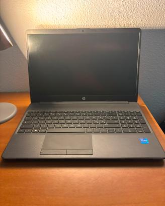 Laptop 12th Gen Intel Core i7 1255 U  16 Gb Ram