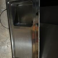 Lavello piastra fuochi