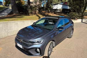 Volkswagen Taigo 1.0 tsi R-Line 110PS