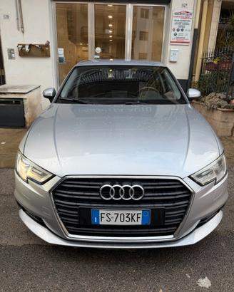 Audi A3 SPB 30 TDI S tronic Business