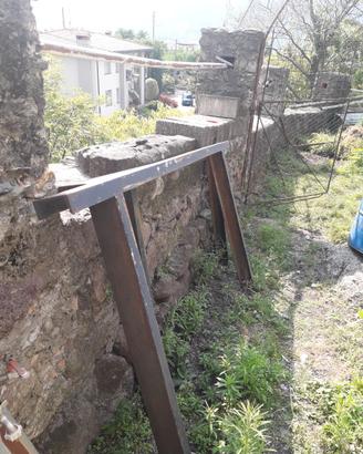 Strutttura in ferro per tavolo