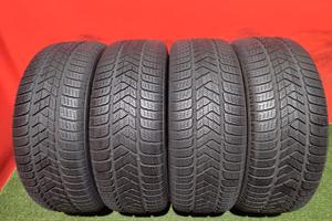 235 60 18 Gomme Invernali 95% Pirelli 235 60R18